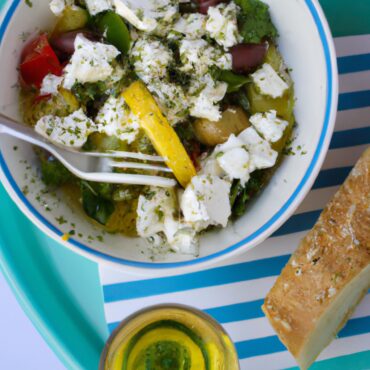 Opa! Enjoy a Flavorful Greek Lunch with this Delicious Recipe