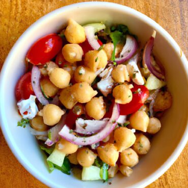 Mediterranean Delight: Vegan Greek Chickpea Salad Recipe