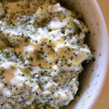 Mediterranean Delight: Try this Greek Vegan Tzatziki Recipe!
