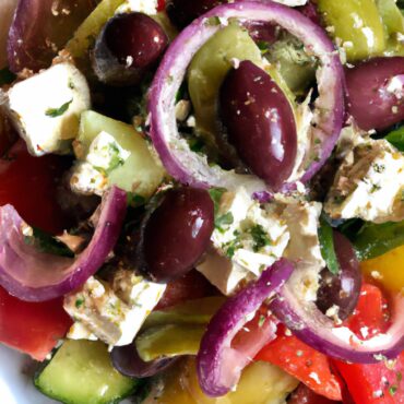 Dive into Deliciousness with this Traditional Greek Salad Recipe