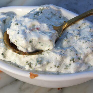 Delicious Tzatziki: A Classic Greek Appetizer Recipe to Impress at Your Next Dinner Party
