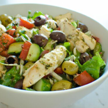 Healthy Greek Salad with Grilled Chicken