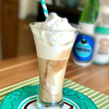 Sip into Greek Culture with this Authentic Greek Frappé Recipe