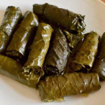 Get a taste of Greece with this mouth-watering Vegan Dolmades recipe!